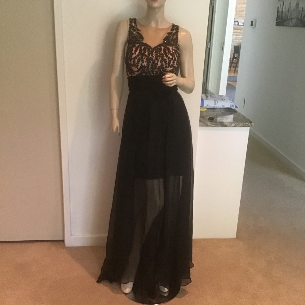 Sherri Hill Black Beaded Sheer Skirt Back Chiffon Formal Evening Gown 10 pageant